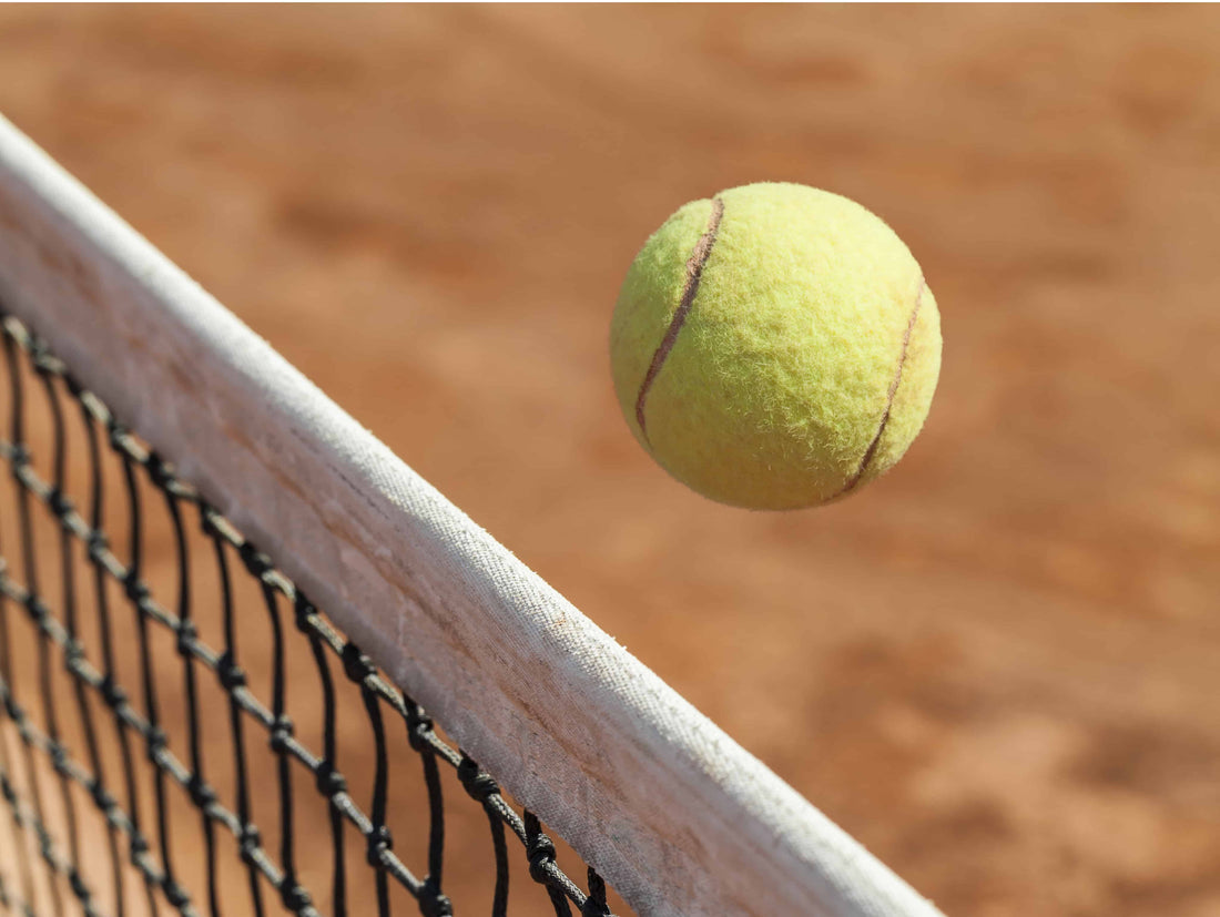 Ball clipping net in tennis
