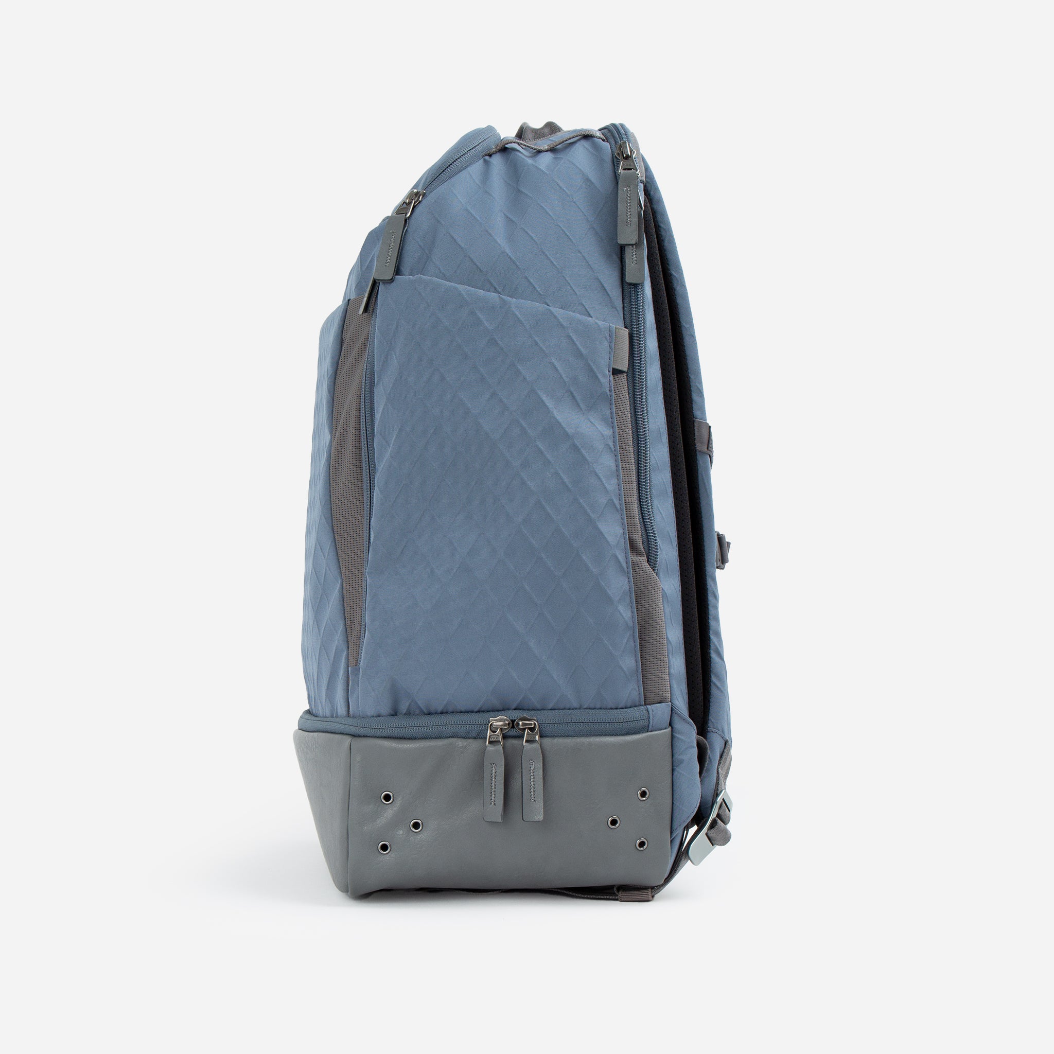 Jordan retro deals 4 backpack