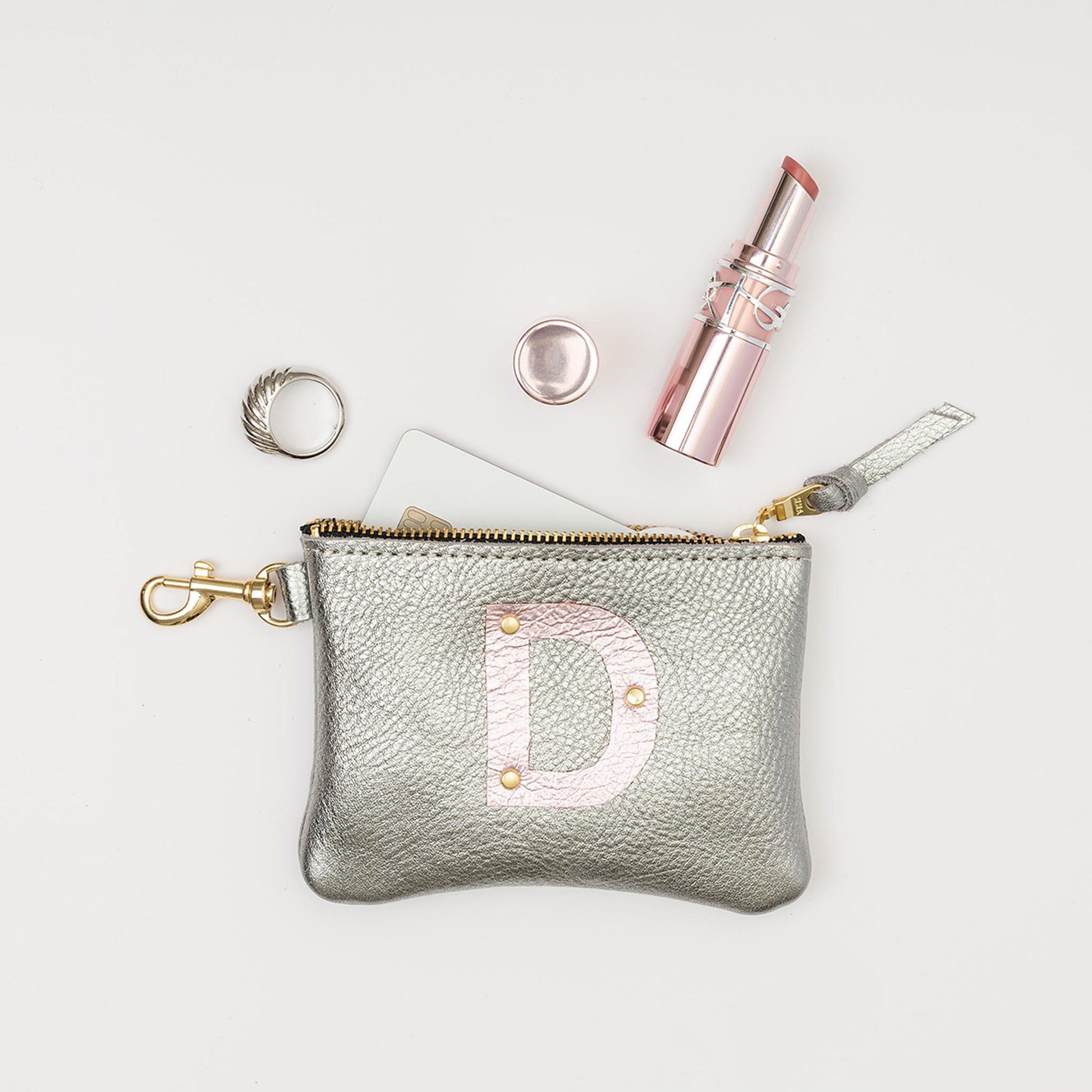 Shay Graphite D Initial