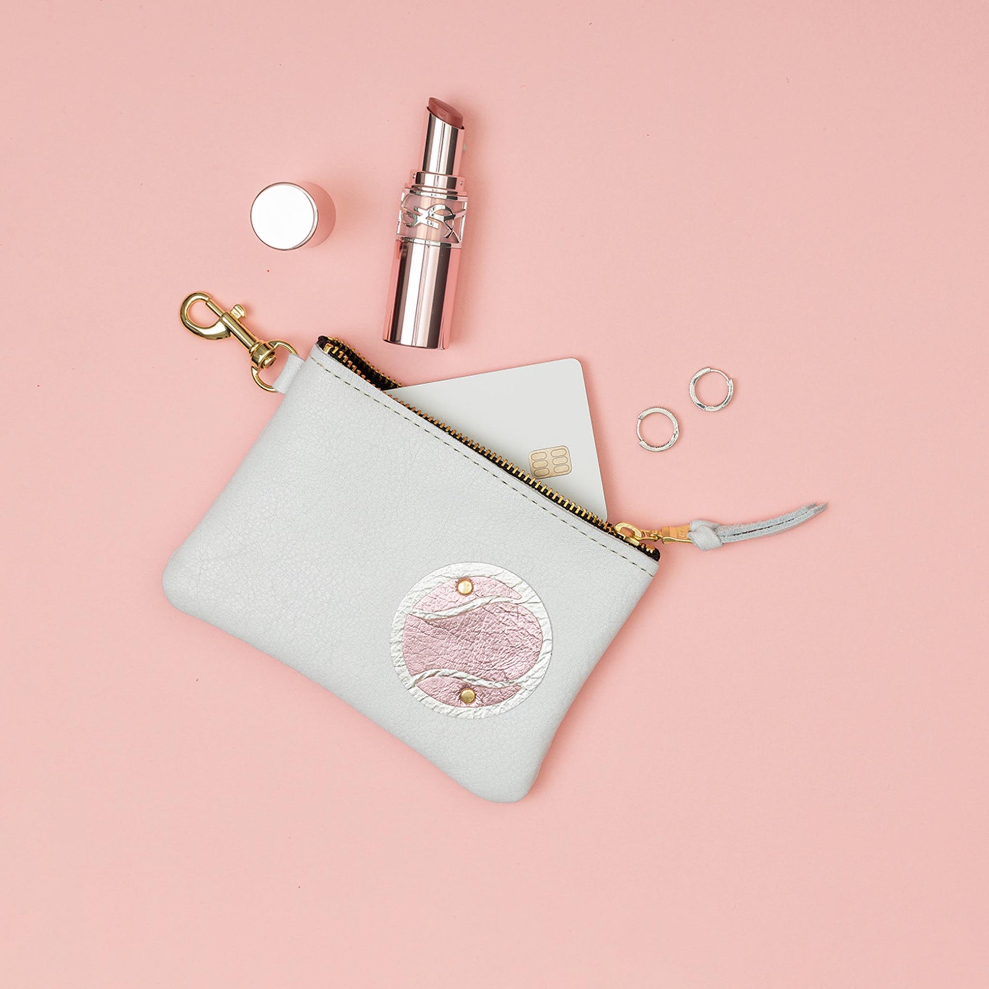 Shay Mini Leather Pouch Snow Tennis Ball